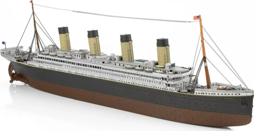 3d-puzzle-premium-series-titanic-191322.jpg