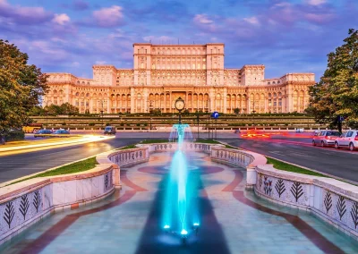Puzzle Parlamentní náměstí, Bukurešť, Rumunsko 1000 dílků