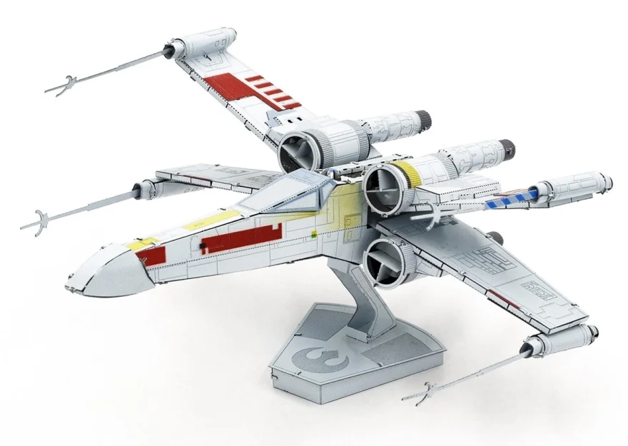 3d-puzzle-star-wars-x-wing-starfighter-iconx-108453.jpe