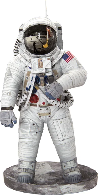 3d-puzzle-premium-series-apollo-11-astronaut-228866.png