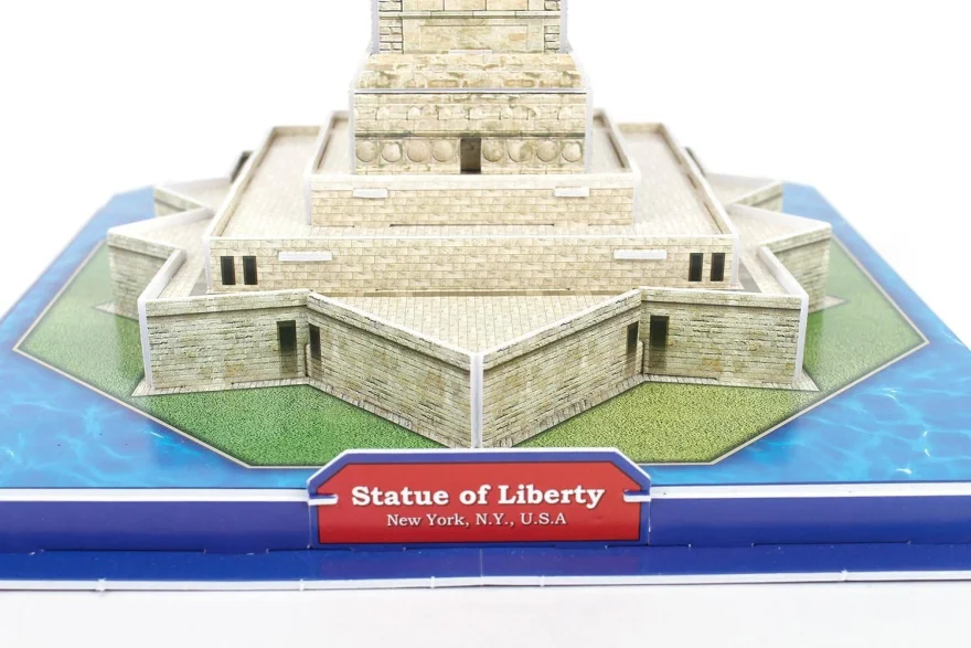 CubicFun 3D puzzle Socha Slobody 39 dielikov